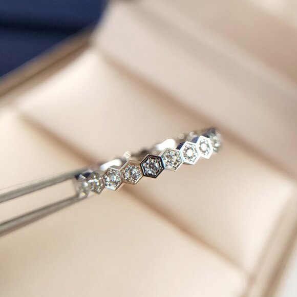 💎 Lovers Exquisite Polygon Beehive Shiny Stone Cocktail Ring Women,INDN8542 - Picture 4 of 4